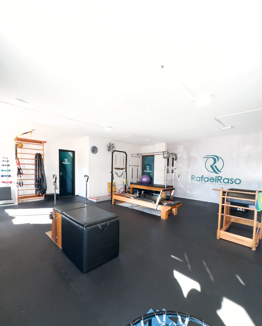 Chair de Pilates e acessórios de treinamento funcional